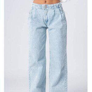 Venti Women’s High-Waist Pleated Denim Jeans - Light Wash - Size XS - Pre-Owned